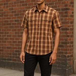 Prana Men’s Short Sleeve Button Up Shirt with Cheat pockets, plaid XLarge